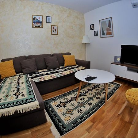 Apartmani Zecevic Nikšić المظهر الخارجي الصورة