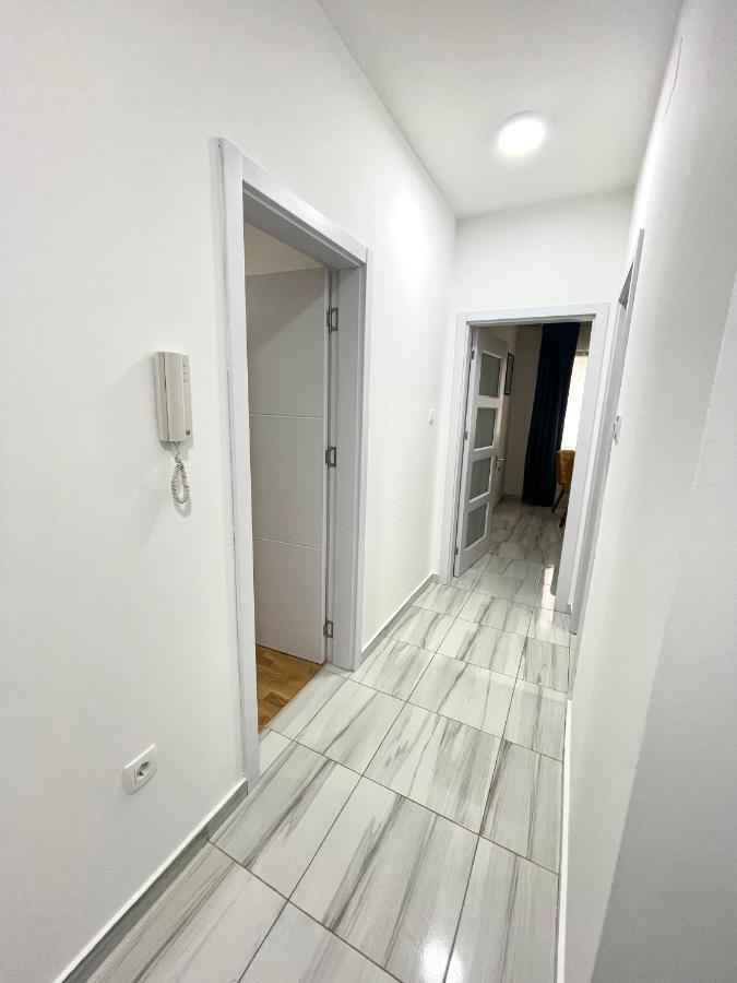 Apartmani Zecevic Nikšić المظهر الخارجي الصورة