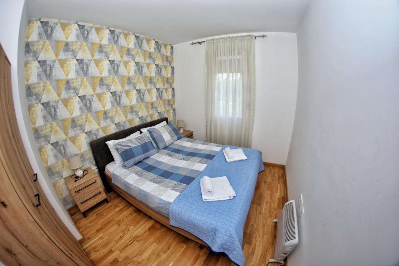 Apartmani Zecevic Nikšić المظهر الخارجي الصورة