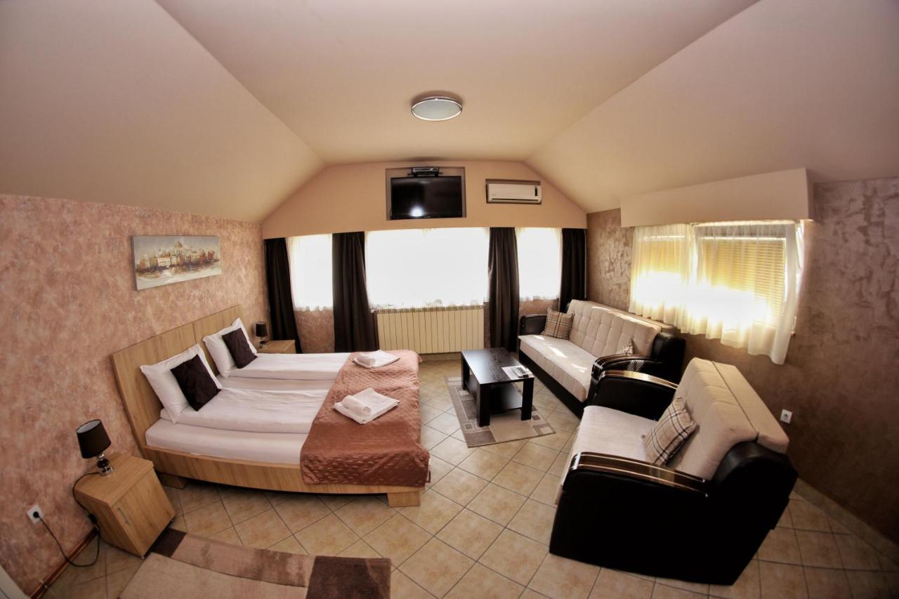 Apartmani Zecevic Nikšić المظهر الخارجي الصورة