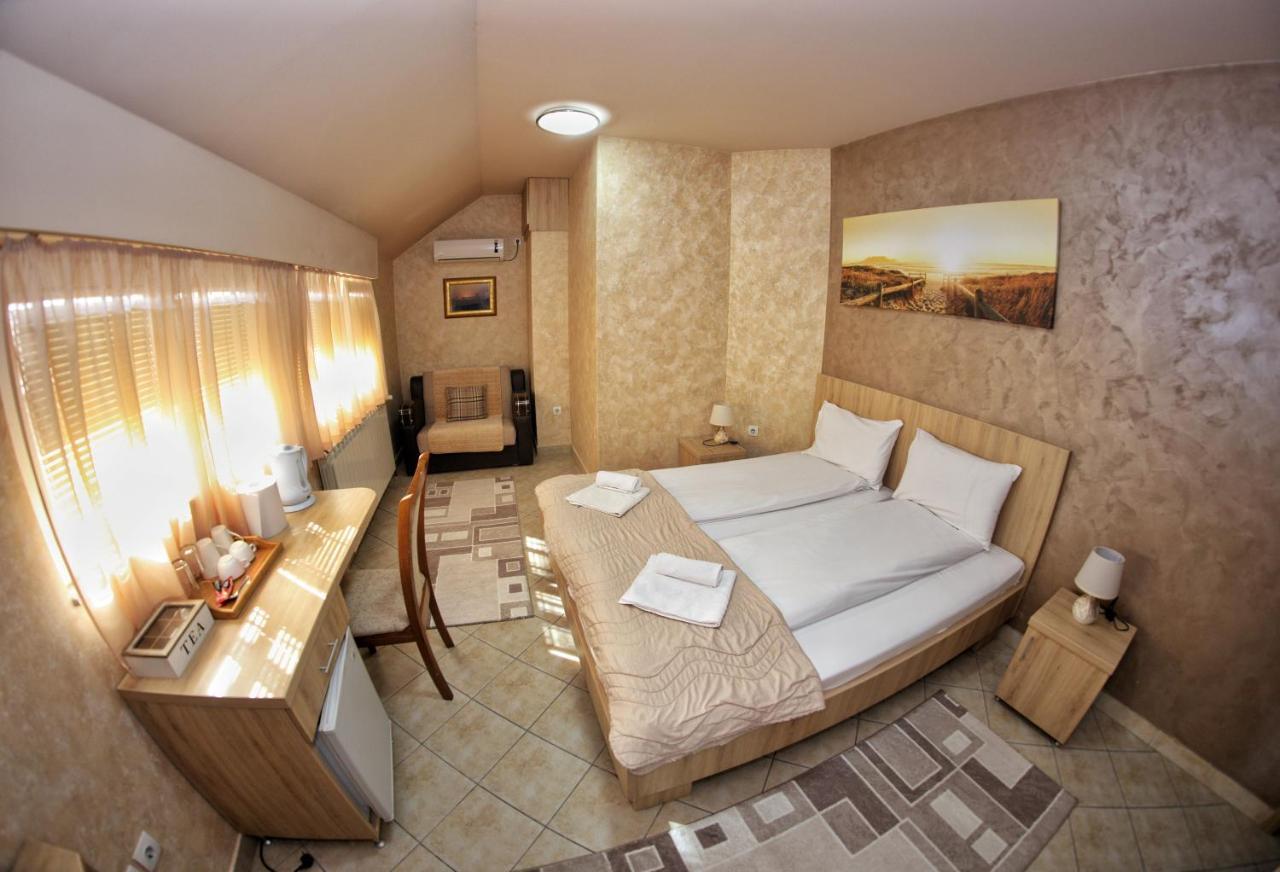 Apartmani Zecevic Nikšić المظهر الخارجي الصورة