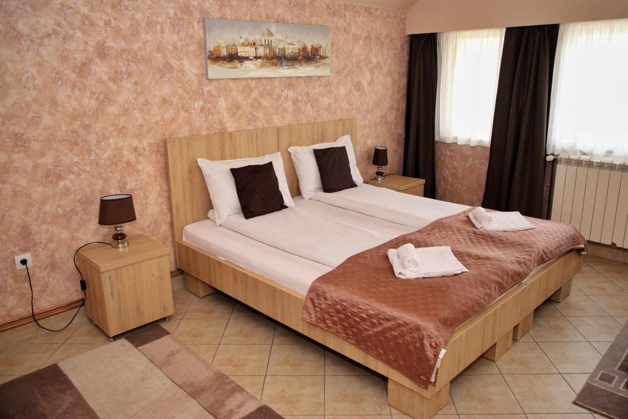 Apartmani Zecevic Nikšić المظهر الخارجي الصورة