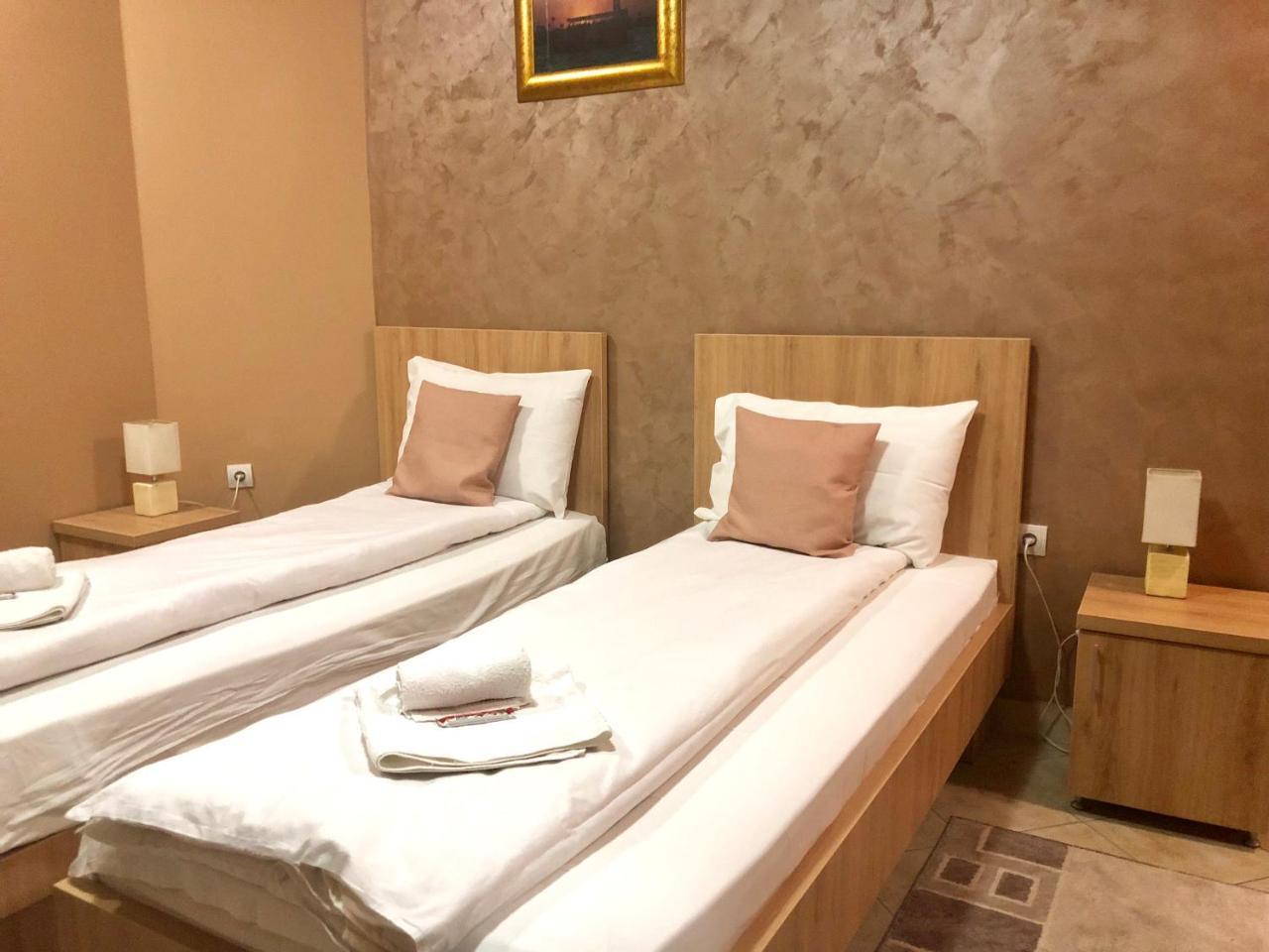Apartmani Zecevic Nikšić المظهر الخارجي الصورة